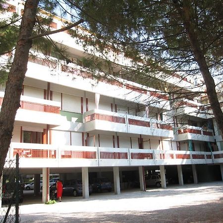 Appartamento Pineta Marina Grado Exteriör bild
