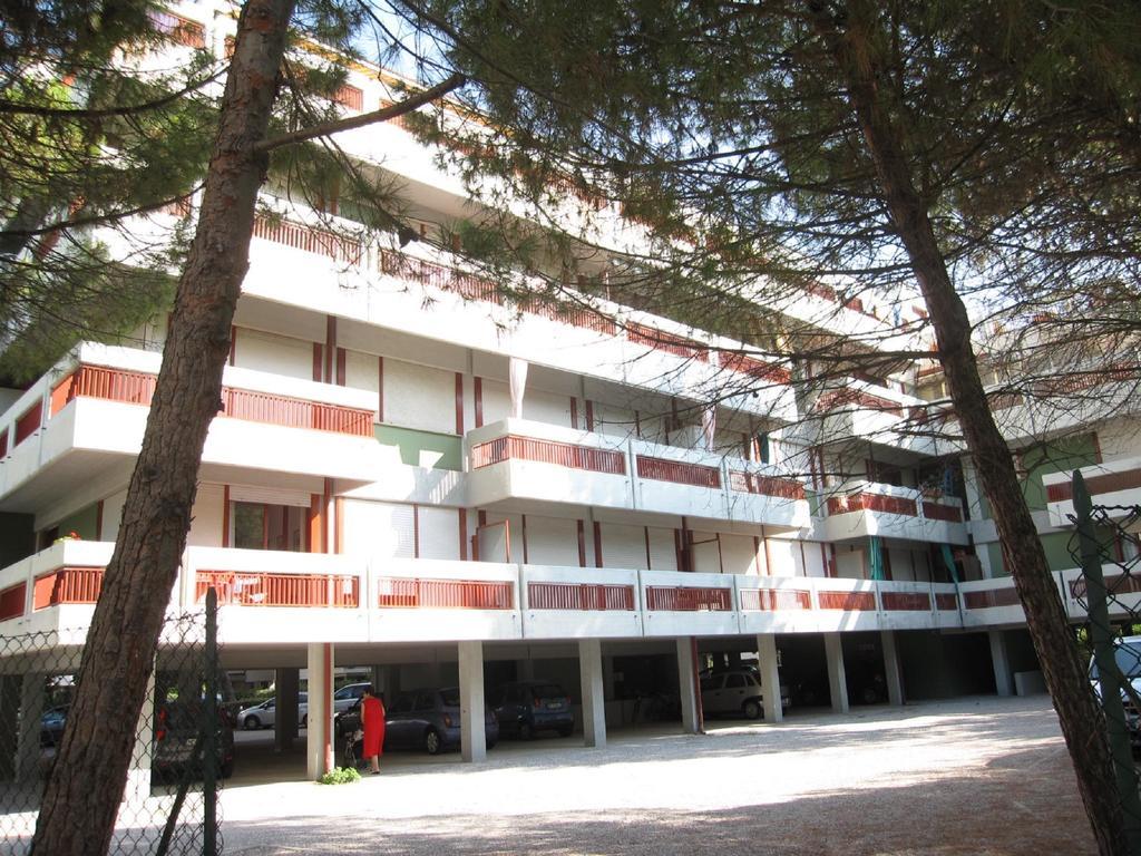 Appartamento Pineta Marina Grado Exteriör bild